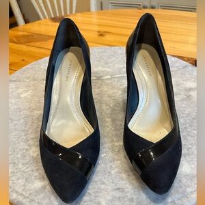 Ann Taylor dark navy suede & patent leather detail. Made in Brazil.